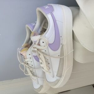 Nike Blazer low Platform 7.5